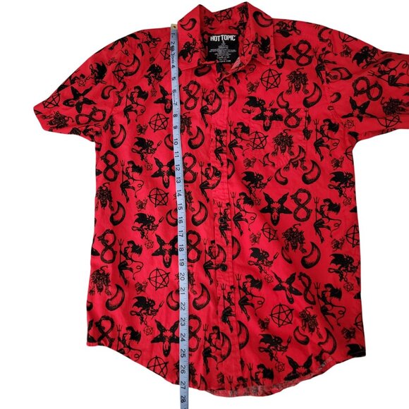 Hot Topic Red Devil Woven Button-Up Shirt S - Picture 5 of 5